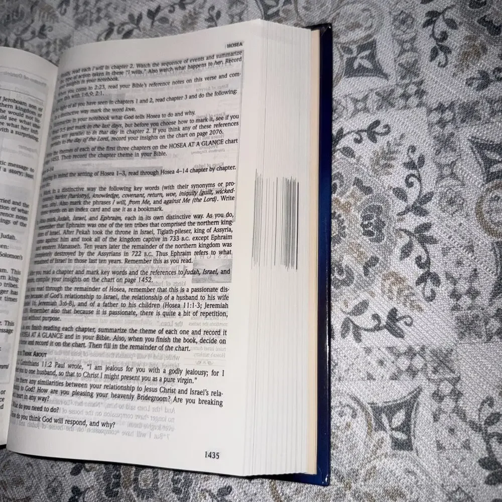 The New Inductive Study Bible by Precept Ministries Kay Arthur NASV Upd Hardback